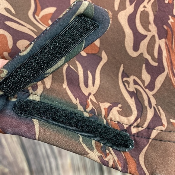 Snozu Performance Camouflage Pattern Jacket- Size L - Picture 9 of 15